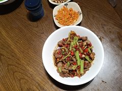 -富正毅三下锅·湘西韵味(天门山索道店)