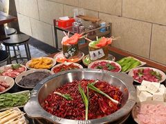 -洞亭火锅(防空洞总店)