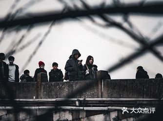 京杭运河....免费景点，时不时有船只通过