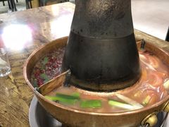 -老蜀铜火锅·酸菜脊骨·麻辣羊蝎子(热闹路店)