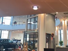 -奔驰北京极光星徽(四元桥店)