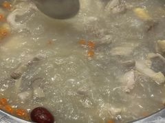 -光头药膳鸡(莱茵小镇店)
