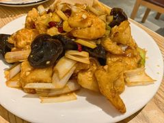 鱼香虾仁-方城小吃店