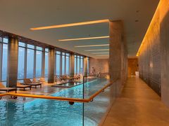 -成都华尔道夫酒店游泳池