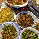 长沙/果然用心做菜的湘菜馆子饭点全是本地人太好吃了！