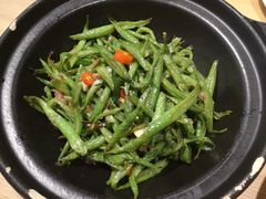 砂锅刀豆丝-胡子大厨·超级小炒肉(晶耀前滩店)