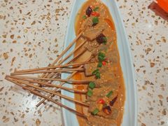 -小董哥烤串·爆汁大油边(故宫店)