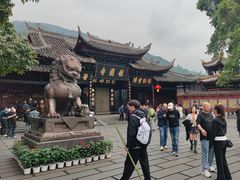 -峨眉山报国寺