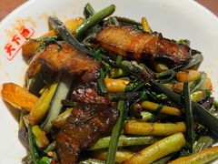 红菜苔炒腊肉-天下客饭店(中山路店)