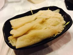 竹荪-鲜入围煮花胶鸡海鲜火锅