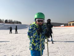 -庙香山滑雪场