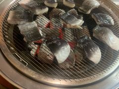 -围炉肉舍•炭烤活鳗•丹东海鲜烤肉(步行街店)