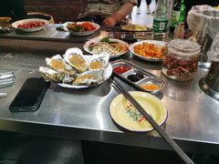 -马路牙子烧烤音乐酒馆(望京店)