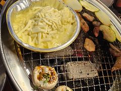 -叽叽扎扎烤肉场(生态城万达店)