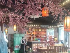 -荷塘秋月·本帮江浙菜(国权路店)