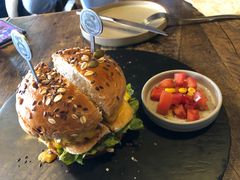 -HIGH FIVE哈福手工汉堡(桂林路店)