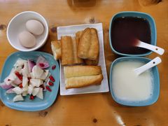 -清粥小菜·成都小吃(香格里拉镇店)