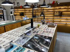 -罗伯特眼镜·蔡司官方授权(罗湖国贸店)