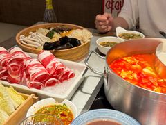 -尚尚仙·酸汤猪手·猪肚鸡火锅(华联万柳购物中心店)