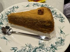 蜂蜜蛋糕-老井俄式餐厅
