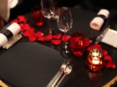 餐具摆设-L'ATELIER de Joel Robuchon(外滩18号店)