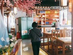 大堂-荷塘秋月·本帮江浙菜(国权路店)