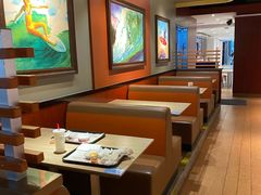 卡座-The Habit Burger Grill 哈比特汉堡(复兴soho店)