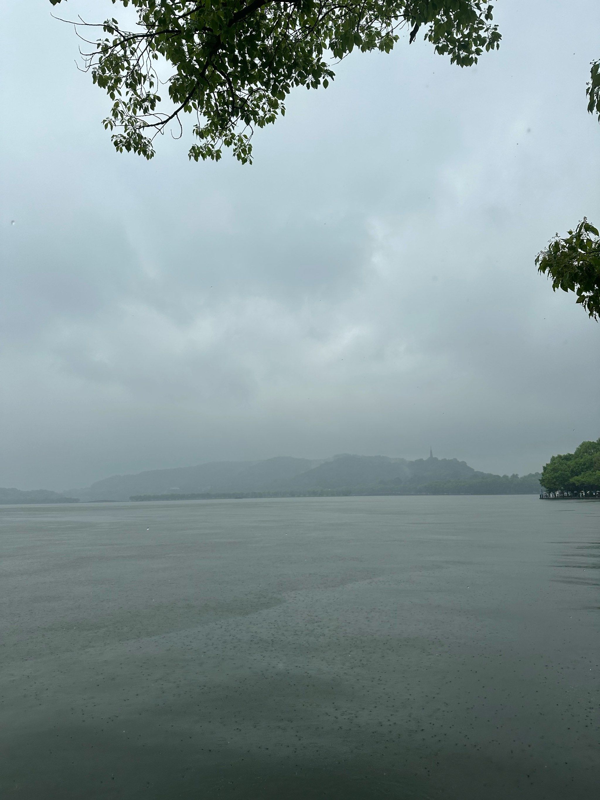 雨西湖