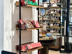 -Laderach 莱德拉(上海环贸iapm店)