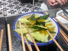 百香果捞青瓜-何妹湿辣牛肉·粤式烧烤砂煲(桂雅路店)