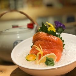 日本料理 海珠區 三宿居 三文魚刺身 口味4 (非常好)環境4 (非常好)