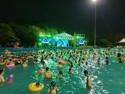 -珍珠泉水上世界