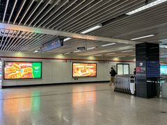 -常熟路(地铁站)