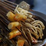 厦门探店|常年6.8折！最经典的串串夜宵