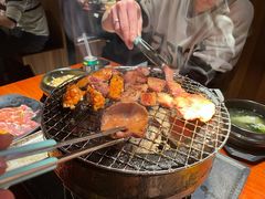 -山之屋炭火烧肉·生啤畅饮(大朗万科中央公园店)