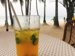 -Cha Cha's Beach Cafe