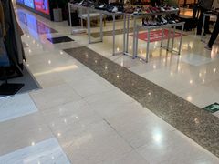 -燕莎友谊商城(金源店)