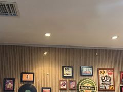 -唯爱KTV聚会餐厅(仙林东城汇店)