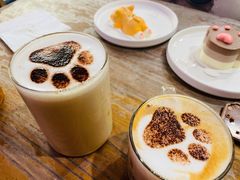 猫爪奶茶-猫小院猫主题餐厅(南锣旗舰店)