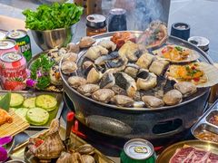 -围炉肉舍•炭烤活鳗•丹东海鲜烤肉(步行街店)