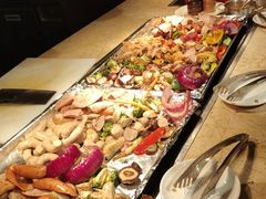 -大中华希尔顿酒店-念自助餐·嗨啤·小龙虾