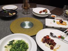 -御花园·粤菜·海鲜火锅(中山公园店)