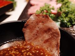 -炼火烤肉店