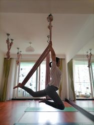 -Yvon yoga 瑜伽·精准体态管理中心