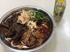 -清真•佬苏记邵阳回民米粉(河西店)