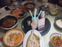 -萬家灯火·私房湘菜·22年老手艺(南岭大道店)