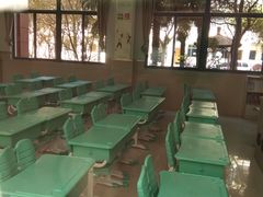 -莘城学校羽毛球馆