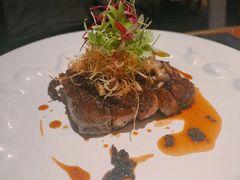 烤肋眼牛排配红酒小洋葱-AZUL by FUEL蓝色·法式酒馆(琶醍店)