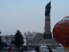 -人民防洪胜利纪念塔