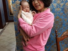 -爱的果实月嫂育婴师(世纪东方店)